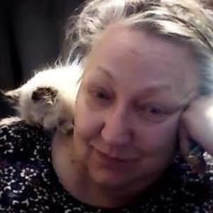 Meet your Posher, Carol